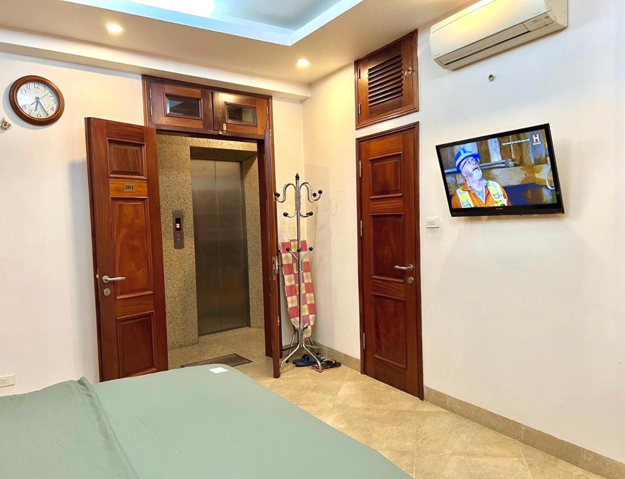 Serviced Apartment Next To The Hanoi Opera House Can Ho Day Du Tien Nghi Co Thang May Ngay Gan Nha Hat Lon Exterior foto